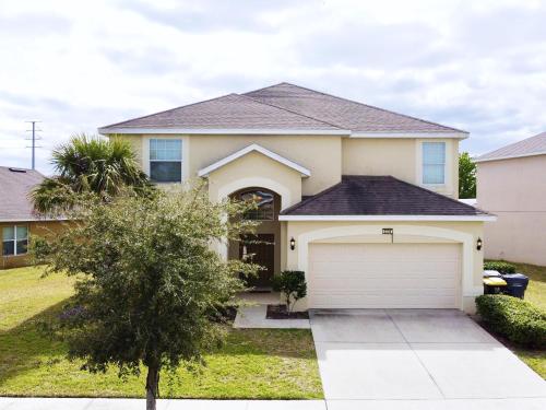 Last Minute Disney Getaway! Private Pool, Hot Tub & Games Room. Book Now! #17750 in Orlando, USA