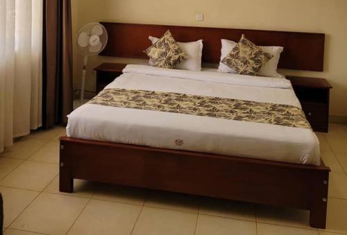 Patrinah Hotel in Kumi