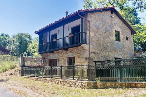 A szálláshely kívülről, Casa do Vigairo, en plena Ribeira Sacra in O Savinao- Santo Estevo De Ribas De Mino