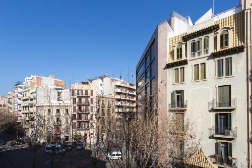 Barcelona4Seasons II - image 2