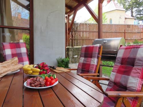 Terraza/balcón, Modern Holiday Home in Cerný Dul with Private Garden (Modern Holiday Home in Cerny Dul with Private Garden) in Cerny Dul