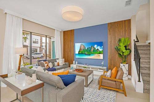 Last Minute Disney Getaway! Private Pool, Hot Tub & Games Room. Book Now! #57975 in Orlando, USA