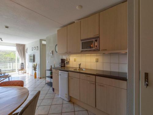 Kitchen, Pet-Friendly Apartment in Callantsoog