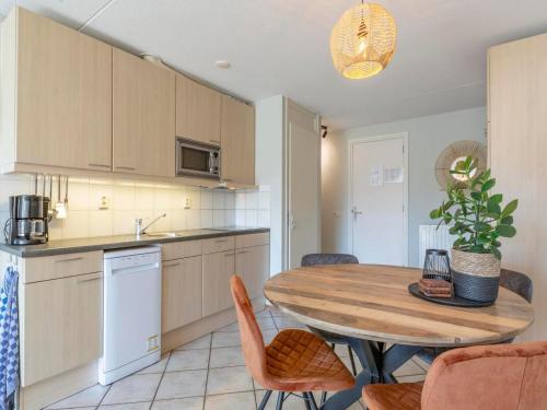 Kitchen, Pet-Friendly Apartment in Callantsoog