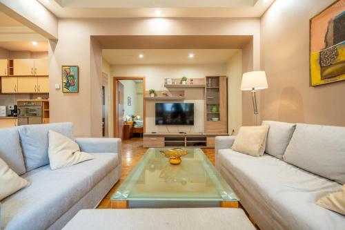 Spacious and Central Retreat, Sofia (photo 3)