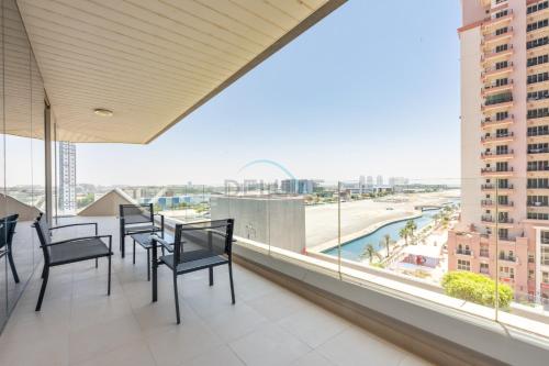 Near Dubai International Cricket Stadium, Minutes drive to Mall of the Emirates, The Matrix Tower, Sports City By Deluxe Holiday Homes, Dubaj (zdjęcie 7)
