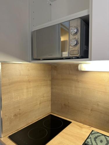 Studio MBS 2- Cosy, Tramway, Wifi, Parking, Equipe in Celleneuve