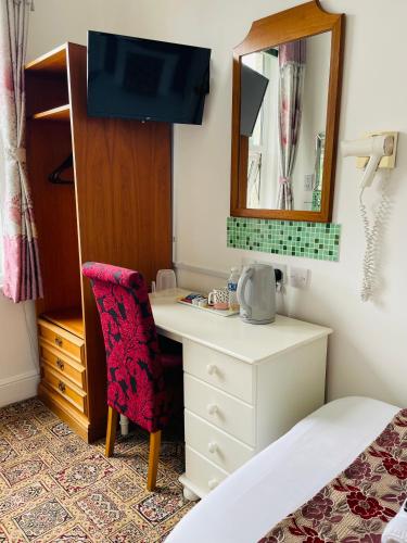 Single Room image 10