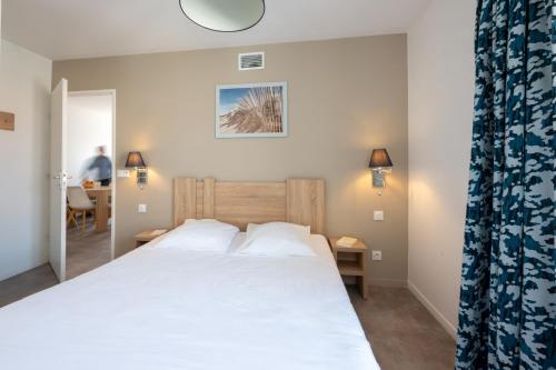 1 double bed, 1 sofa bed