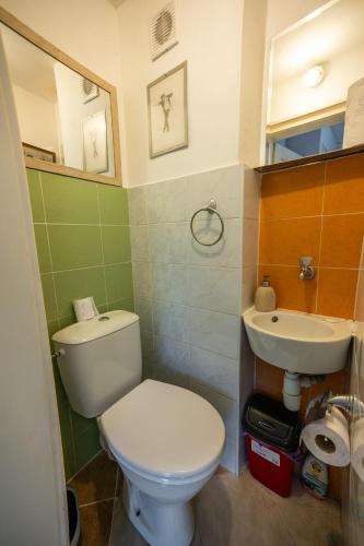 3-BR Central Residence