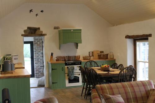Jackdaw Cottage in Ballyroney