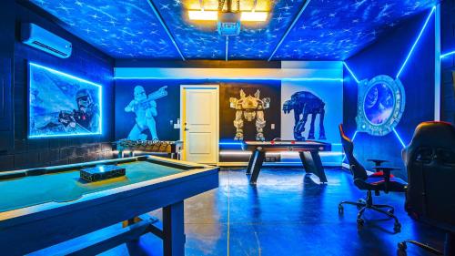 Last Minute Disney Getaway! Private Pool, Hot Tub & Games Room. Book Now! #96447