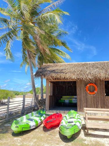 Canoeing, Oeseli Beach Bungalow in Boa