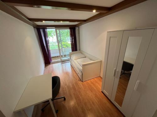 Schöne Maisonette 4 Zimmer mit Garten (Schone Maisonette 4 Zimmer mit Garten) in รอดเกา