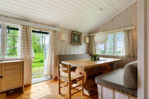 Зовнішній вигляд готелю, Mountain Base For Active Explorers in Опдал