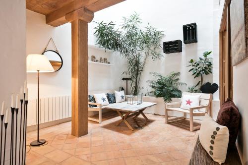 Home Deco Marenya House Costa Brava