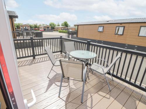 ทัศนียภาพภายนอกโรงแรม, Serendipity in อีเวสชาม