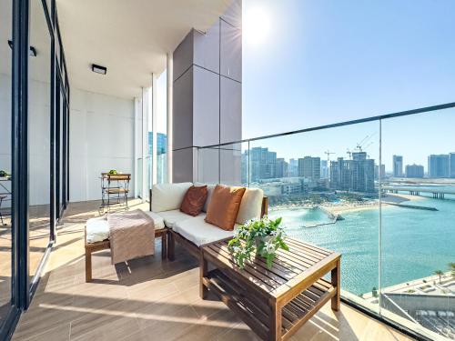 Full Cleveland & Canal View - Perfect Corporate Stay - 5 min walk from ADGM and Galleria - Big Balco in Al Maryah -saari