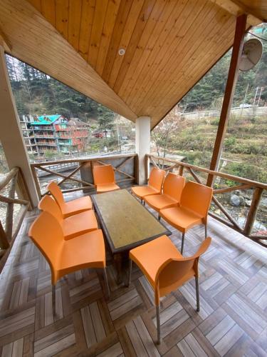 Eaglet Guest House Jibhi - Jibhi