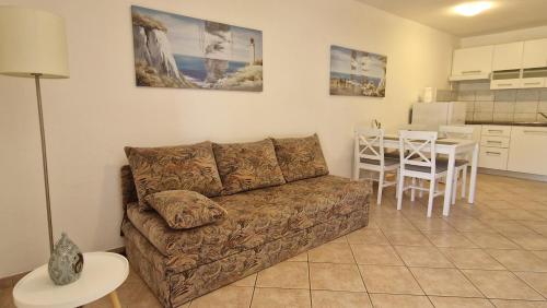 Apartment with Terrace image 6