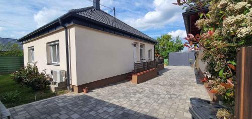 Holiday home in Siofok - Balaton 43605 – khách sạn tại Balatonkiliti