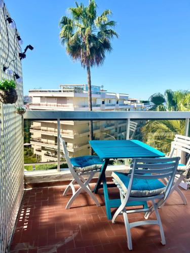 CANELLE- Beau 2p,tout confort, vue mer, piscine