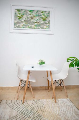 Hamptons Homes Stylish 1 Bedroom Stay close to Eldoret Town in 埃爾多雷特