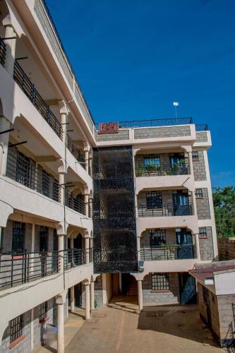 Hamptons Homes Stylish 1 Bedroom Stay close to Eldoret Town in 埃爾多雷特