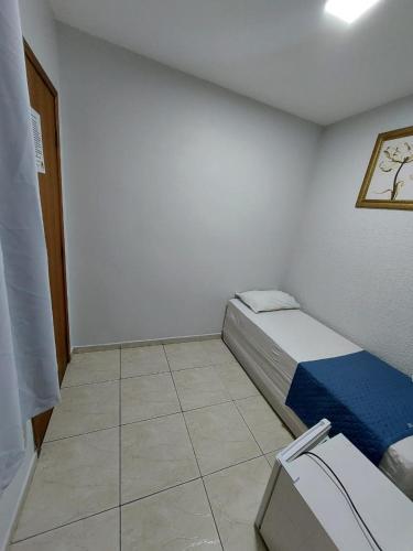 1 twin bed