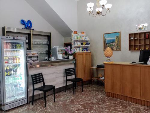 Hotel Pensione Cundari 4