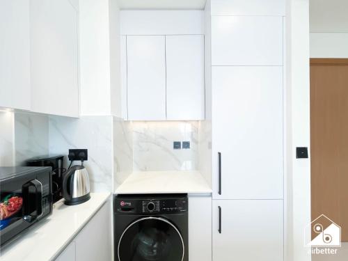 Cozy Luxury l1BR Apartment in Binghatti Amber, Dubai (Foto 9)
