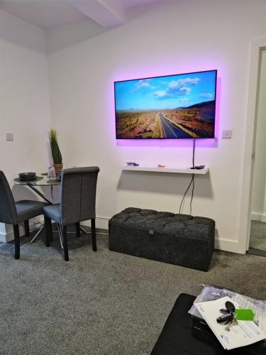 Modern stylish Southsea apartment 2 bedroom – khách sạn tại Milton