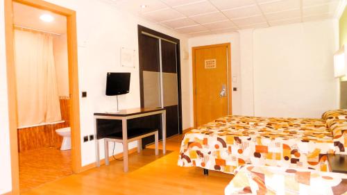 Sol y Sombra - image 3