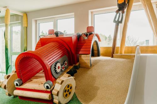Familienhotel Friedrichshof 2