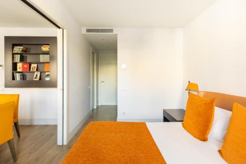 Three-Bedroom Apartment (6 Adults) image 5