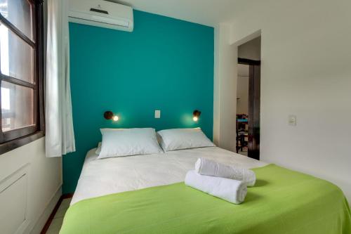 2 bedrooms, 4 beds