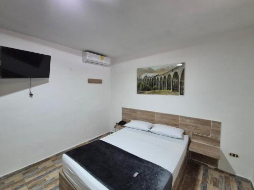 Hotel Brisas MEDELLIN, Medellín (photo 11)