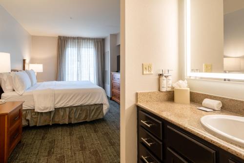 Staybridge Suites Houston West - Energy Corridor by IHG in Houston, USA