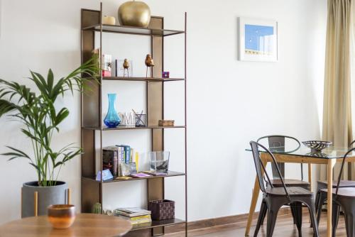 LV Premier AM2 - image 4