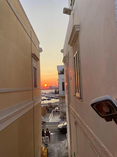 Yali Suites Bed and Breakfast