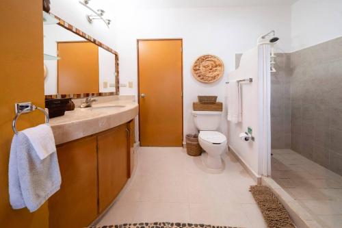 Luxury 3 Bedroom Villa with Pool - At Playacar II - Mayamar G9 in Playa del Carmen, Mexico