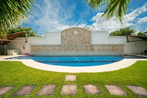 Luxury 3 Bedroom Villa with Pool - At Playacar II - Mayamar G9 in Playa del Carmen, Mexico