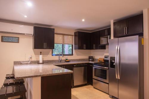 The Cove Door 15 Main Floor Unit in Ocotal