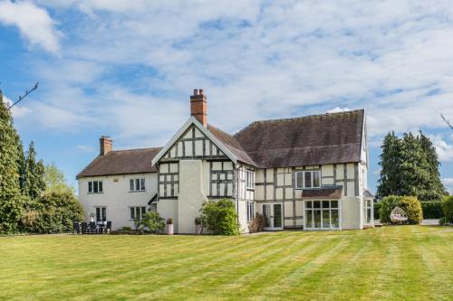 Viesnīcas āriene, Hall O'Coole in Newhall (Cheshire East)