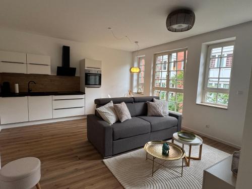 yusuite 1, Hamburk