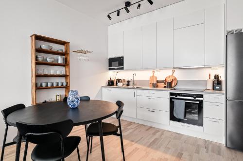 Stylish Luxe home by the water in Årsta