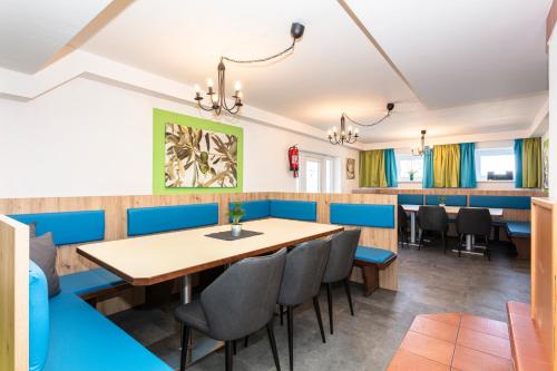 Nine-Bedroom Holiday Home