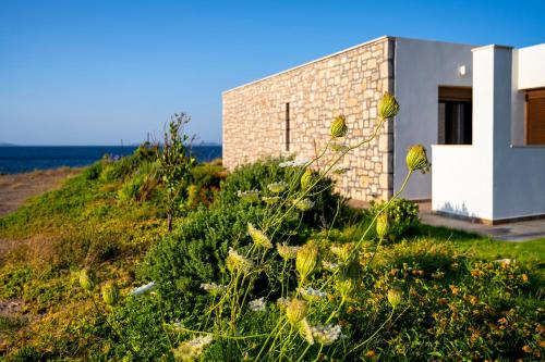 Exterior view, Kavo Plako Studio 2 in Itanos