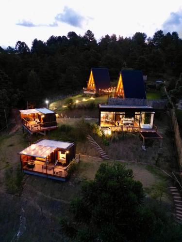 Cabana em Campos do Jordao com banheira e vista - Cabana 2 in Parque Rancho Alegre