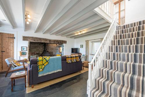 Stylish home from home with great views in Harlech